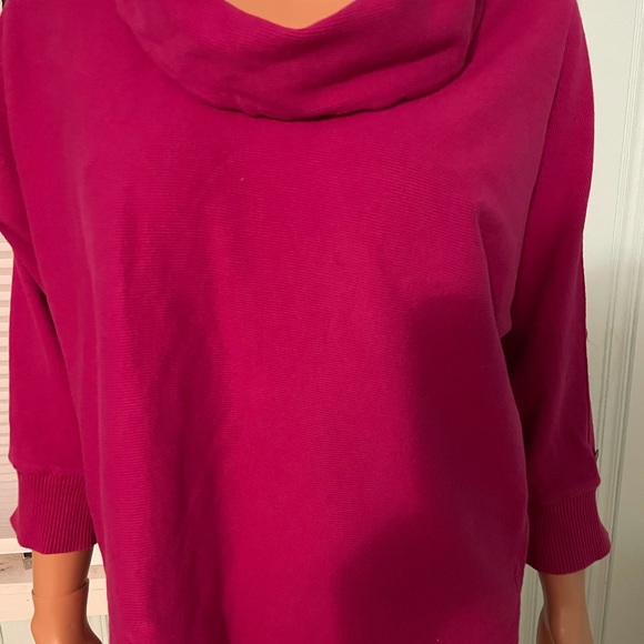 Cerise pink sweater cowl neck large - Picture 9 of 9